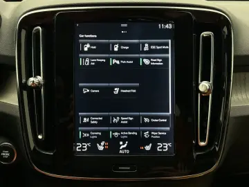 VOLVO XC40 1.5 INSCRIPTION - PLUG-IN HYBRID - INT BEJ