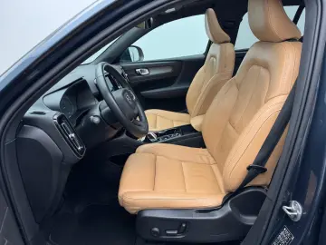 VOLVO XC40 1.5 INSCRIPTION - PLUG-IN HYBRID - INT BEJ