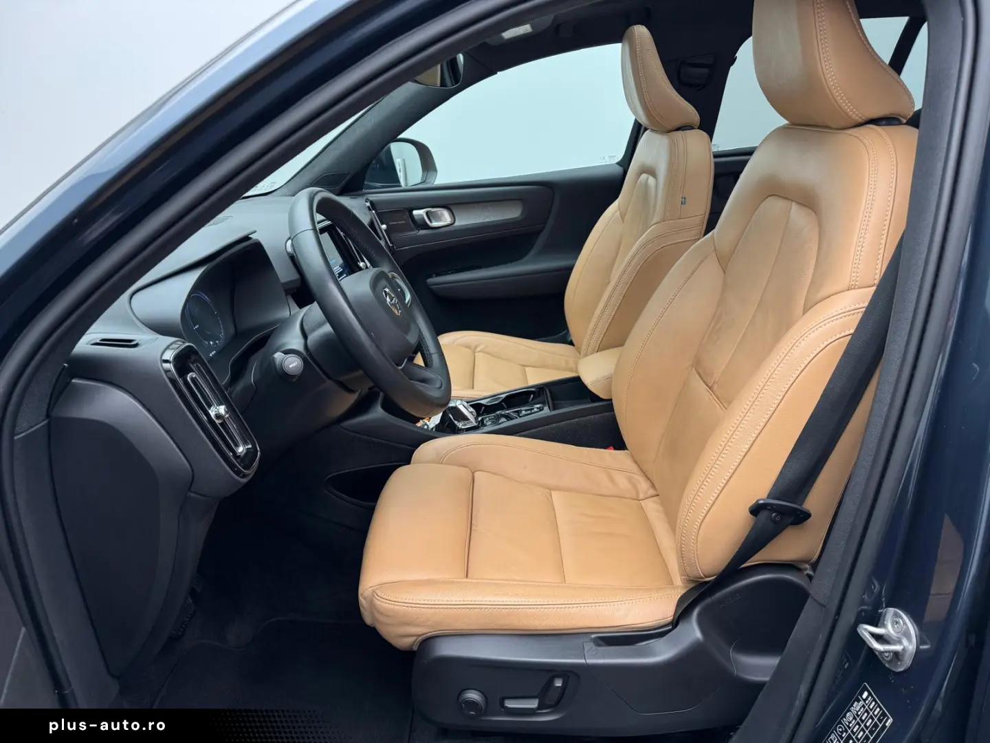 VOLVO XC40 1.5 INSCRIPTION - PLUG-IN HYBRID - INT BEJ