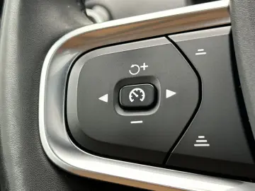 VOLVO XC40 1.5 INSCRIPTION - PLUG-IN HYBRID - INT BEJ