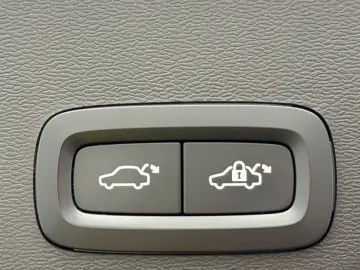 VOLVO XC40 1.5 INSCRIPTION - PLUG-IN HYBRID - INT BEJ