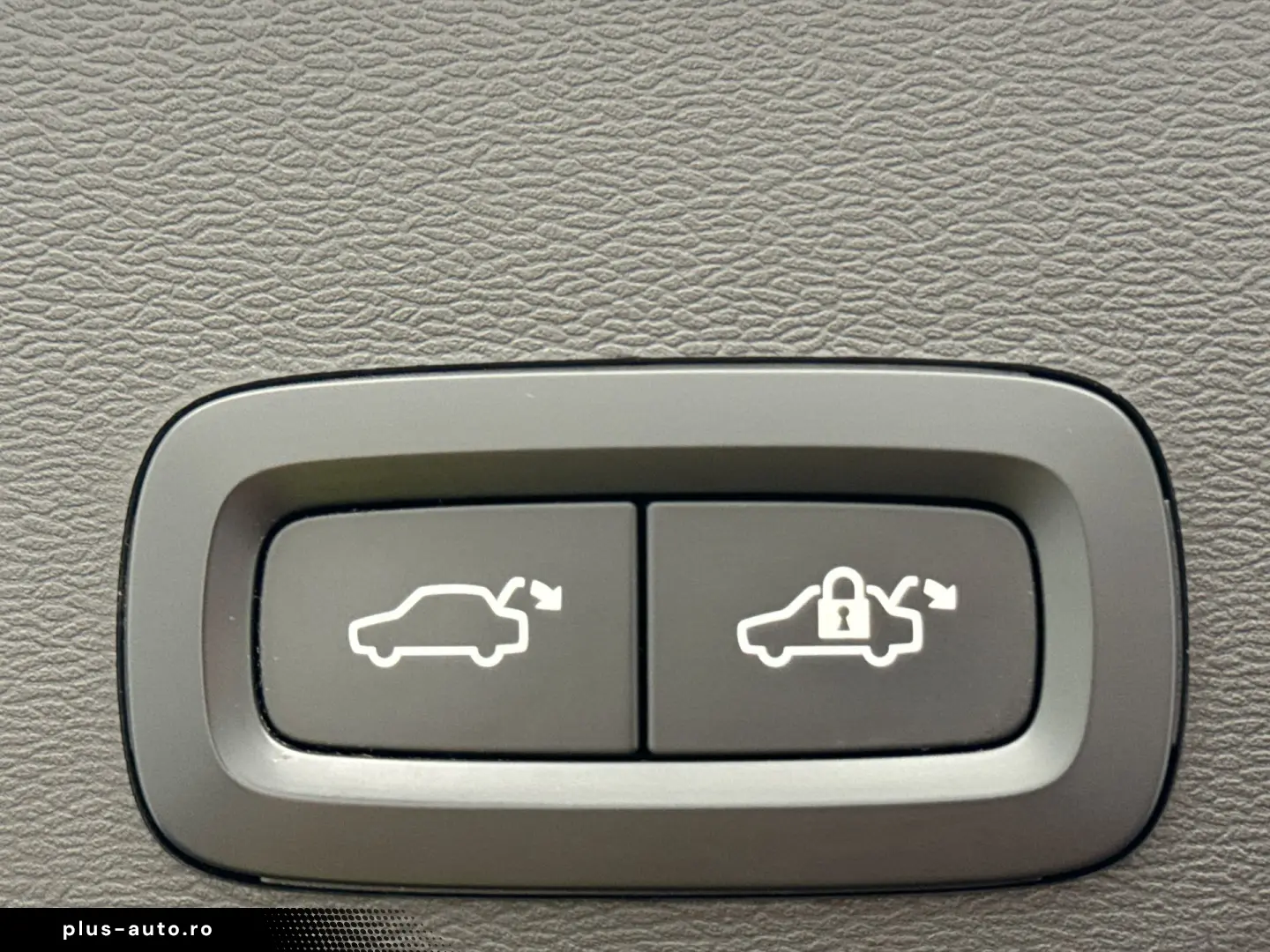 VOLVO XC40 1.5 INSCRIPTION - PLUG-IN HYBRID - INT BEJ