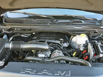 DODGE RAM 1500 Big Horn  Crew Cab AWD