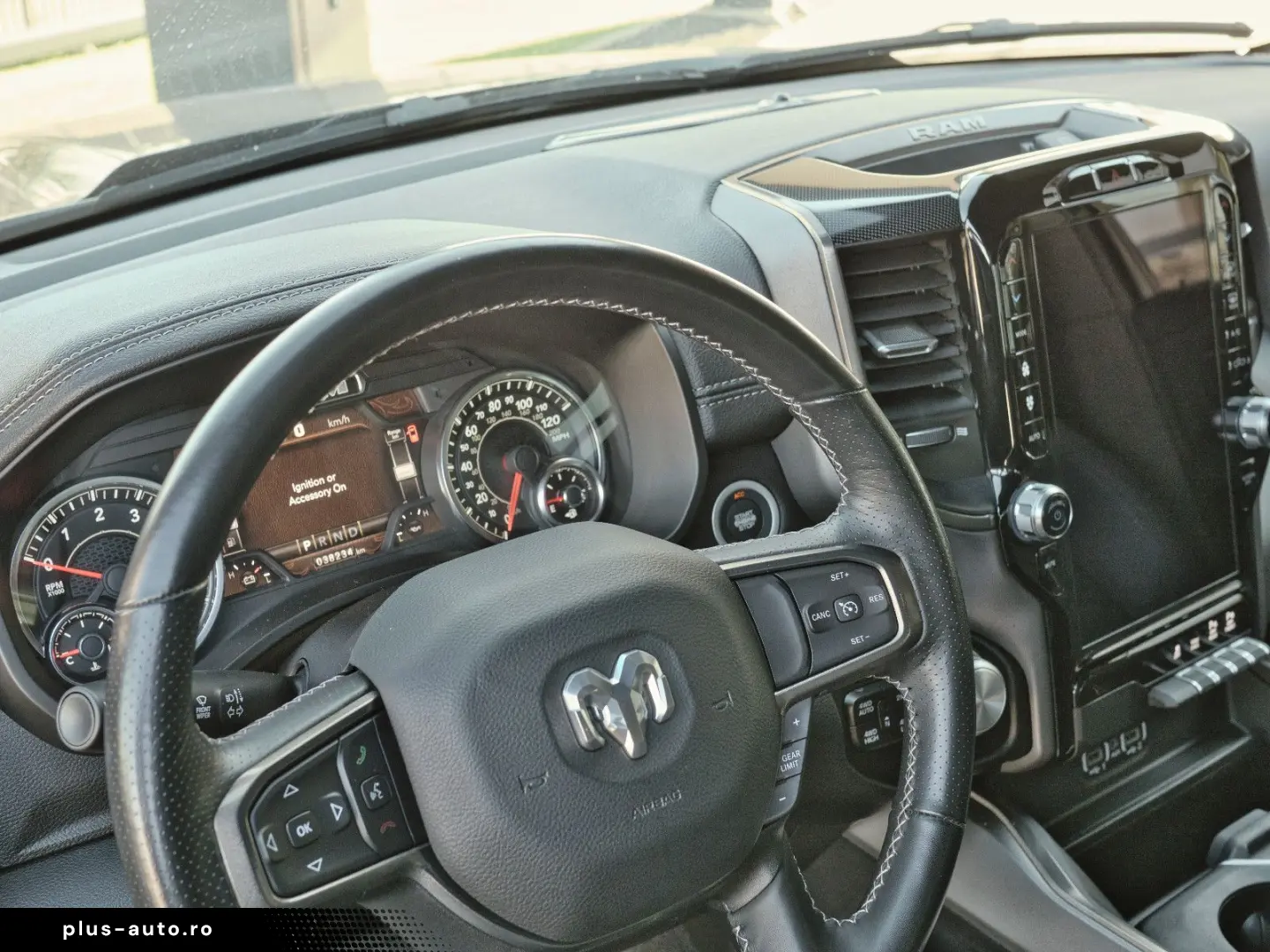 DODGE RAM 1500 Big Horn  Crew Cab AWD