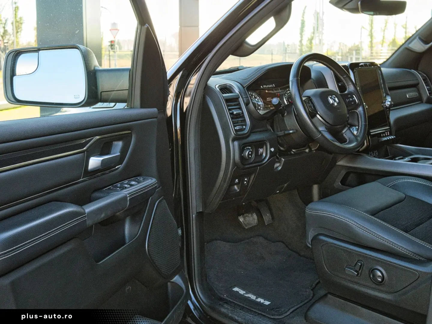 DODGE RAM 1500 Big Horn  Crew Cab AWD