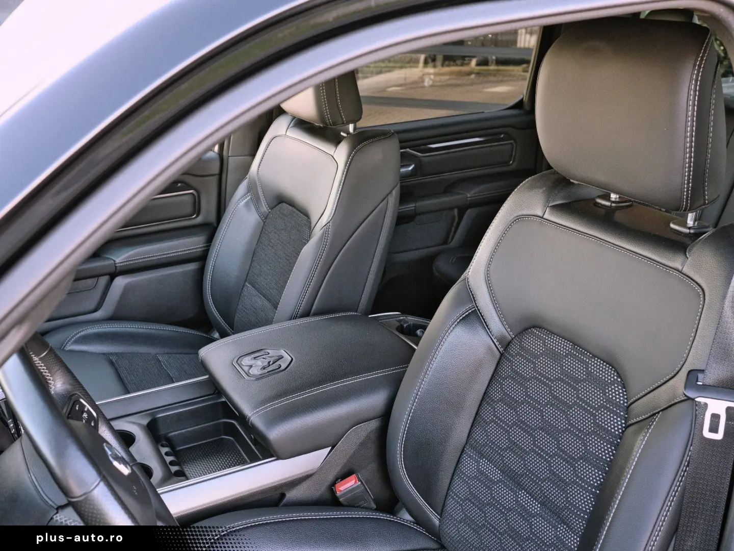 DODGE RAM 1500 Big Horn  Crew Cab AWD