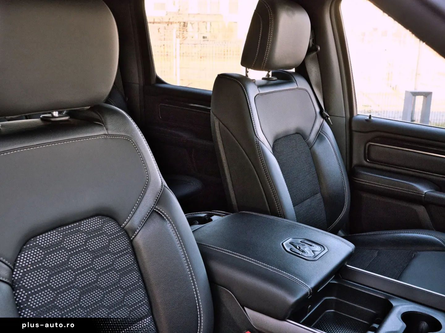 DODGE RAM 1500 Big Horn  Crew Cab AWD