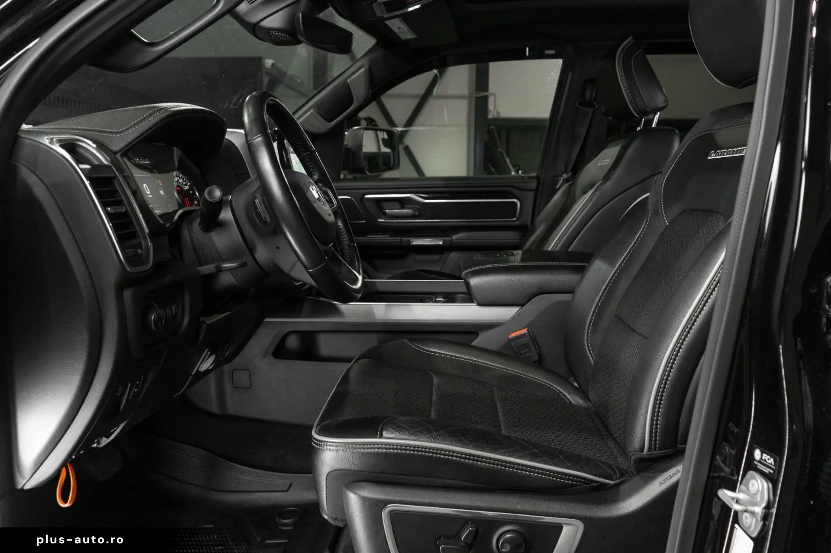 DODGE RAM 1500 Laramie