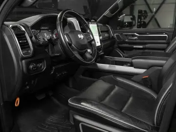 DODGE RAM 1500 Laramie