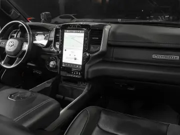 DODGE RAM 1500 Laramie