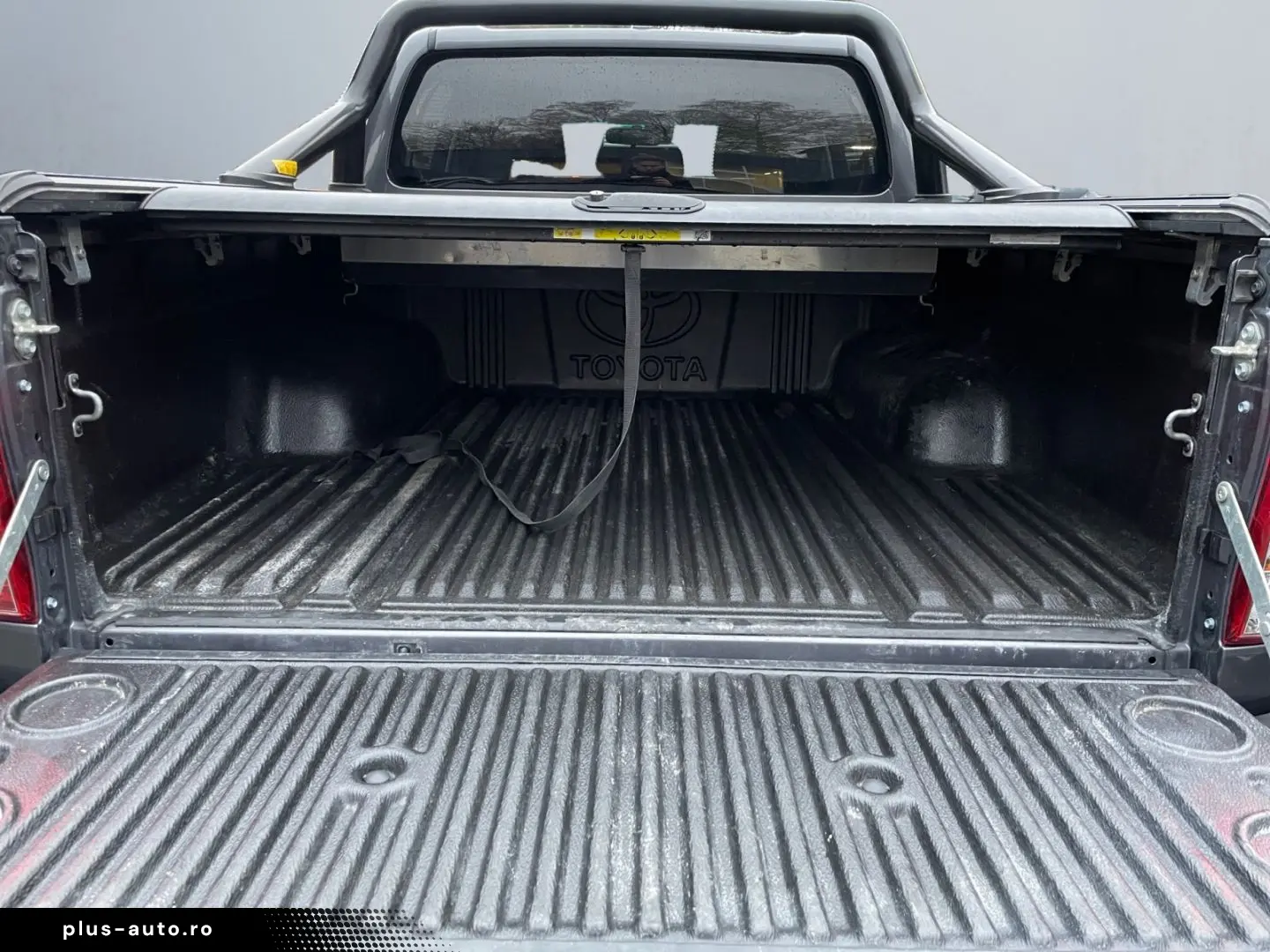 TOYOTA Hilux 4x4 Double Cab Comfort  ACC CAM SHZ CarPla