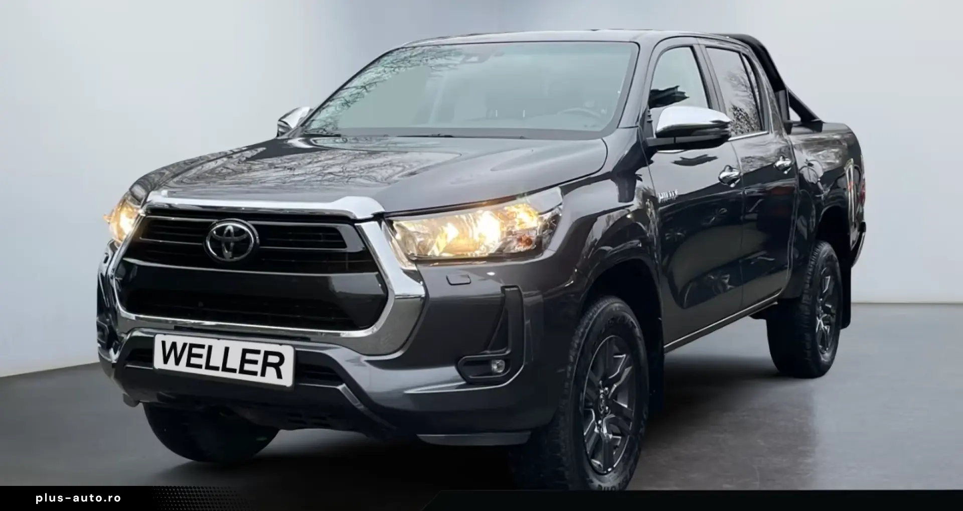 TOYOTA Hilux 4x4 Double Cab Comfort  ACC CAM SHZ CarPla