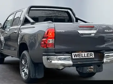 TOYOTA Hilux 4x4 Double Cab Comfort  ACC CAM SHZ CarPla