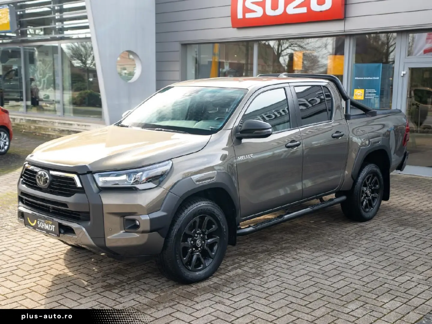 TOYOTA Hilux Double Cab Invincible 4x4