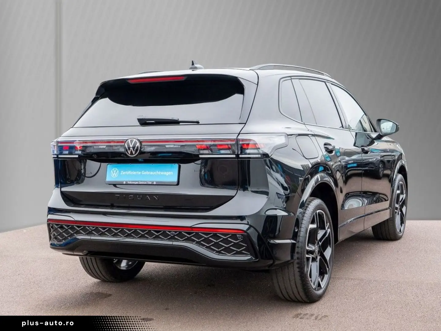 VW Tiguan 2.0 TDI DSG 4Motion R-Line IQ Light  WWV