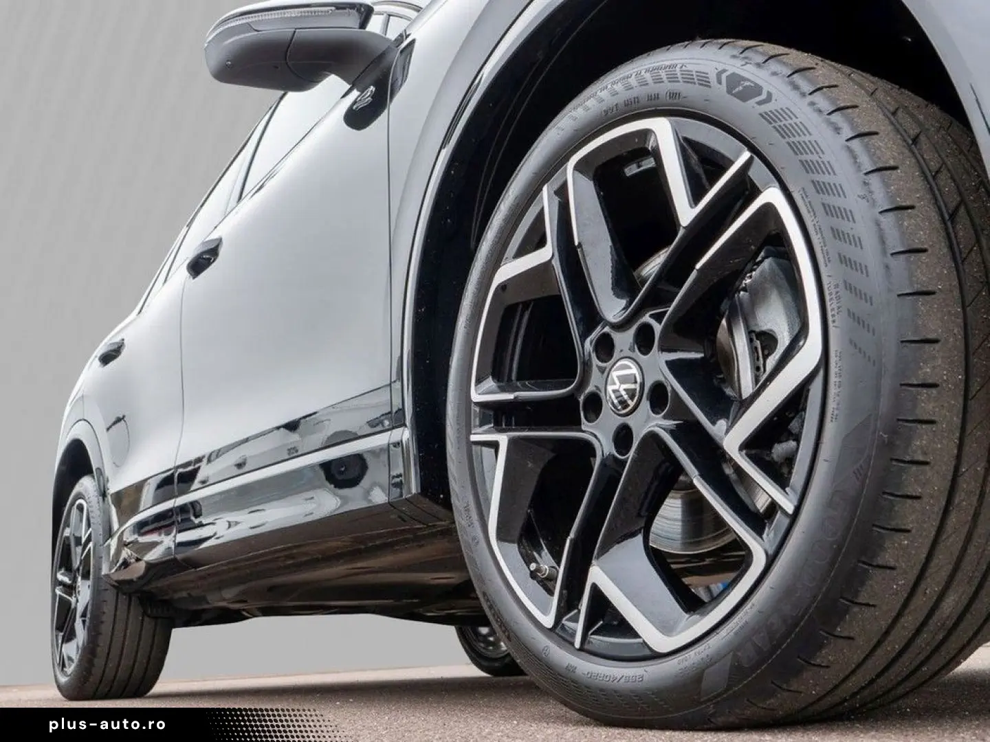 VW Tiguan 2.0 TDI DSG 4Motion R-Line IQ Light  WWV