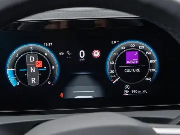 VW Tiguan 2.0 TDI DSG 4Motion R-Line IQ Light  WWV