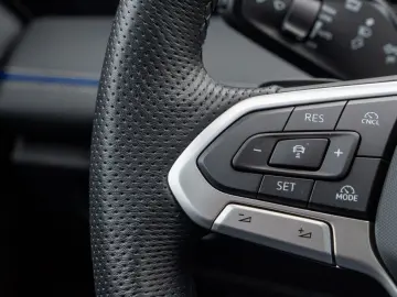 VW Tiguan 2.0 TDI DSG 4Motion R-Line IQ Light  WWV