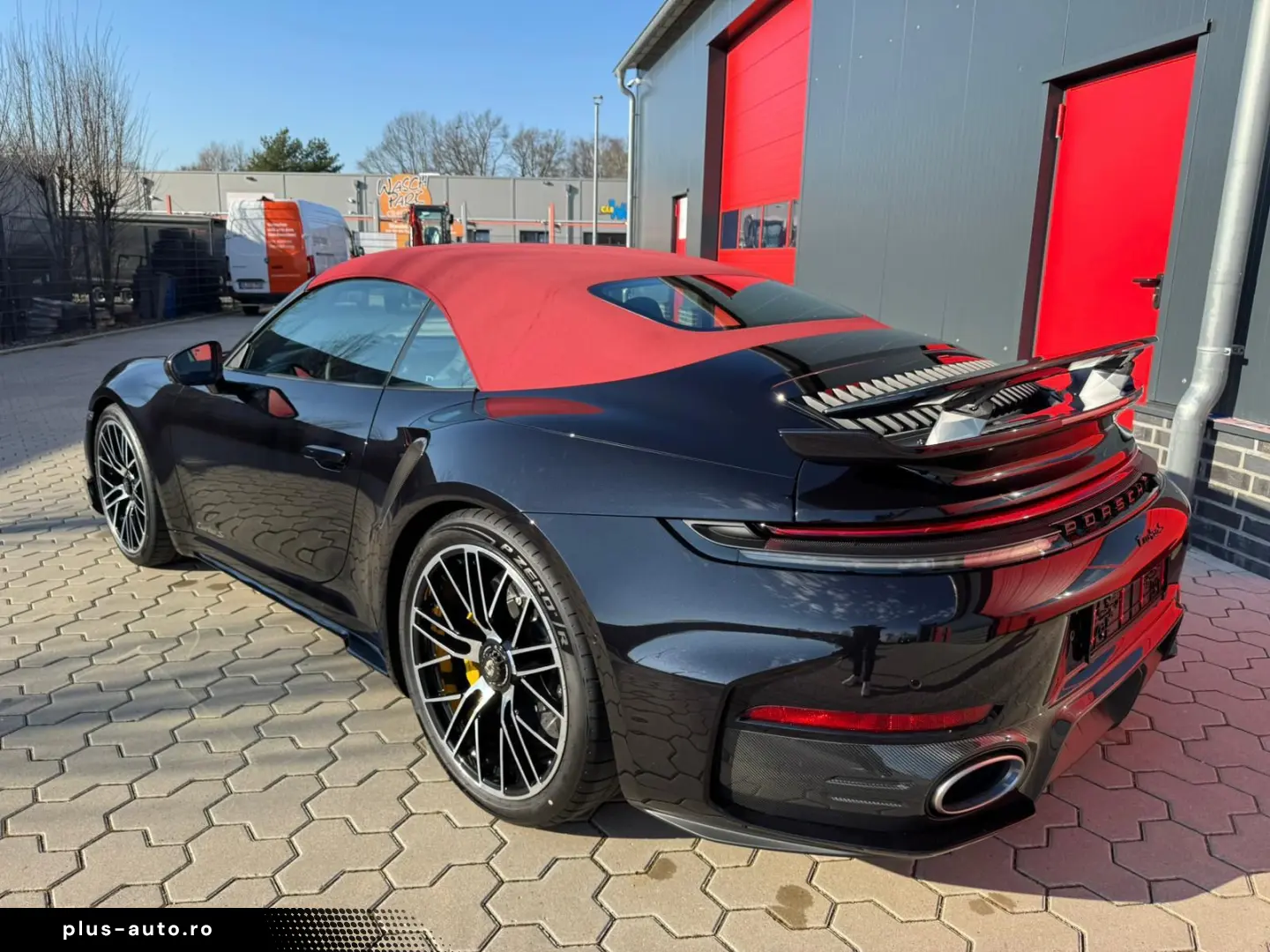 Porsche 911 Turbo S Cabrio T-Hybrid 2026