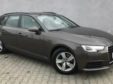 Audi A4 2.0 TDI DPF clean multitronic Attraction