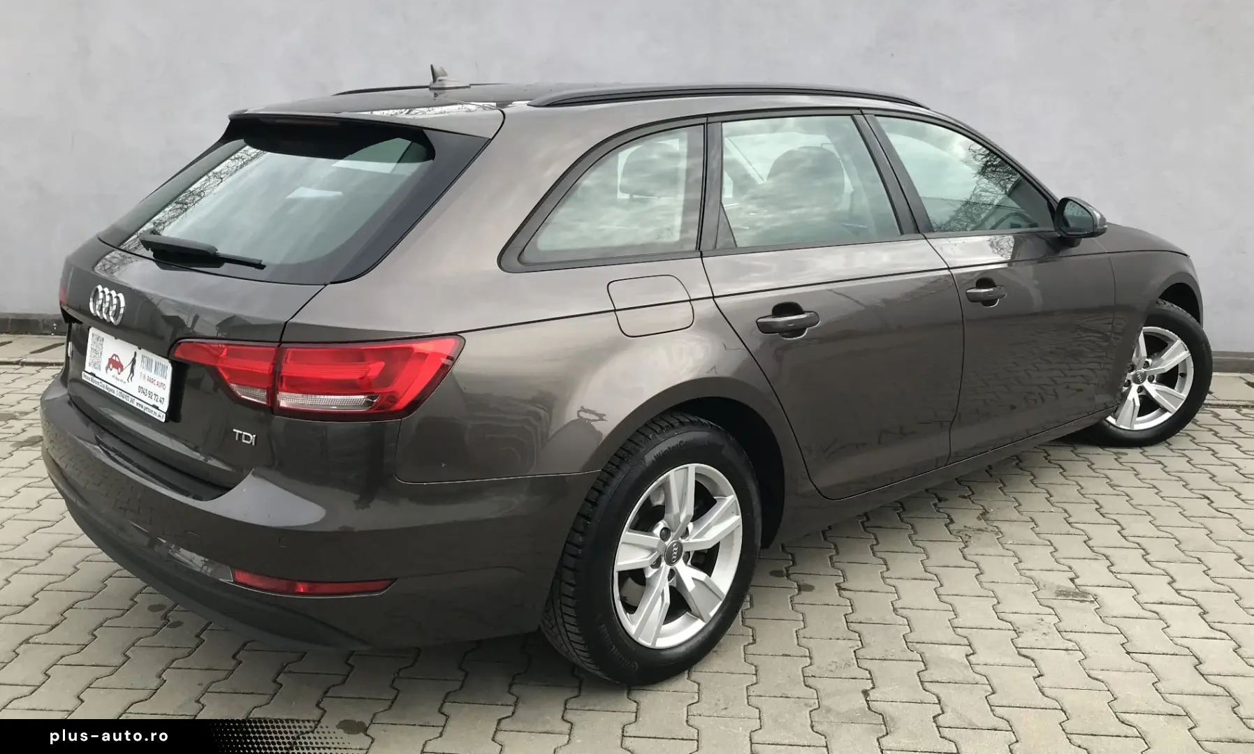 Audi A4 2.0 TDI DPF clean multitronic Attraction