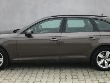 Audi A4 2.0 TDI DPF clean multitronic Attraction