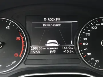 Audi A4 2.0 TDI DPF clean multitronic Attraction