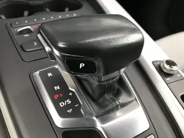 Audi A4 2.0 TDI DPF clean multitronic Attraction