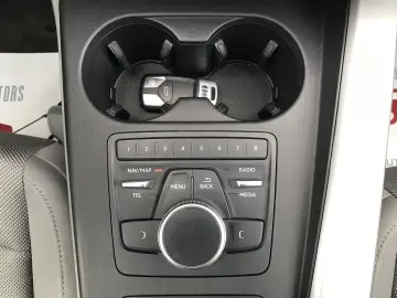 Audi A4 2.0 TDI DPF clean multitronic Attraction