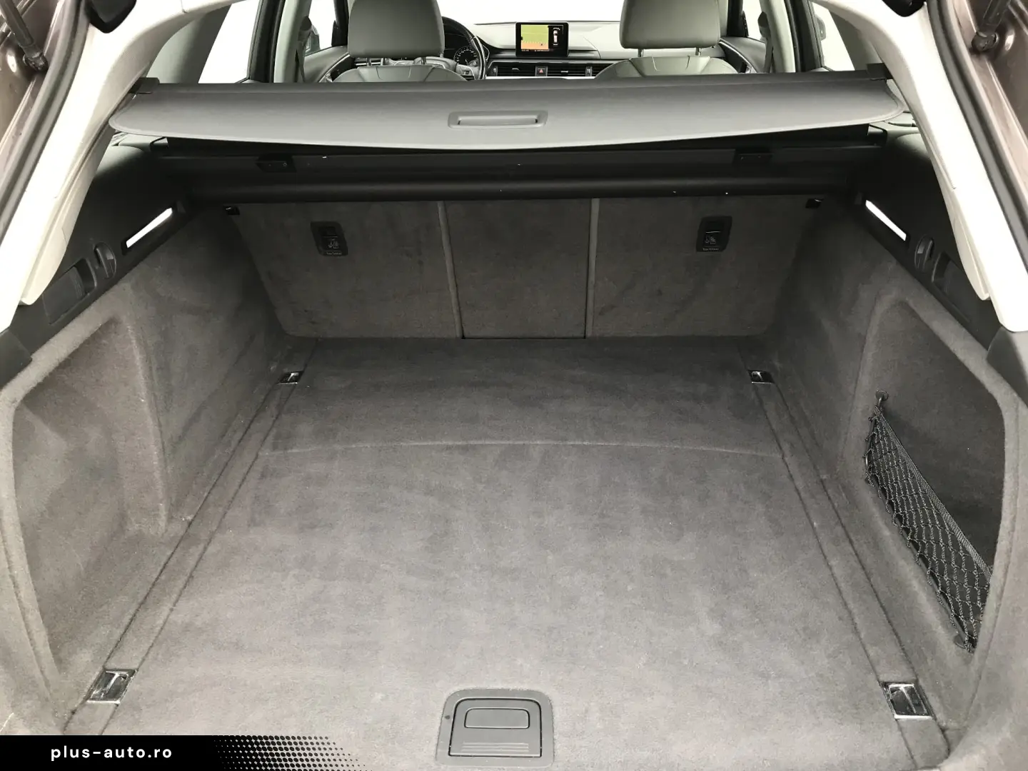 Audi A4 2.0 TDI DPF clean multitronic Attraction