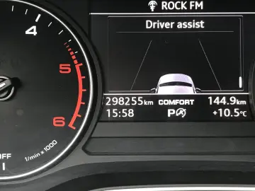 Audi A4 2.0 TDI DPF clean multitronic Attraction