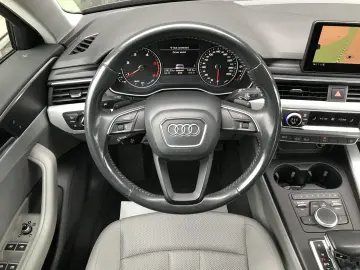 Audi A4 2.0 TDI DPF clean multitronic Attraction