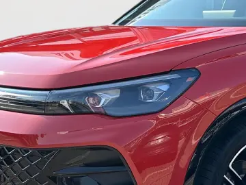 VW Tiguan R-Line 1 5 l eTSI OPF 150PS HD-MATRIX ACC