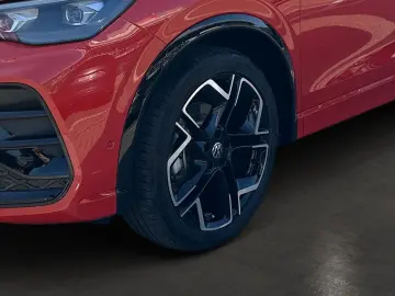 VW Tiguan R-Line 1 5 l eTSI OPF 150PS HD-MATRIX ACC