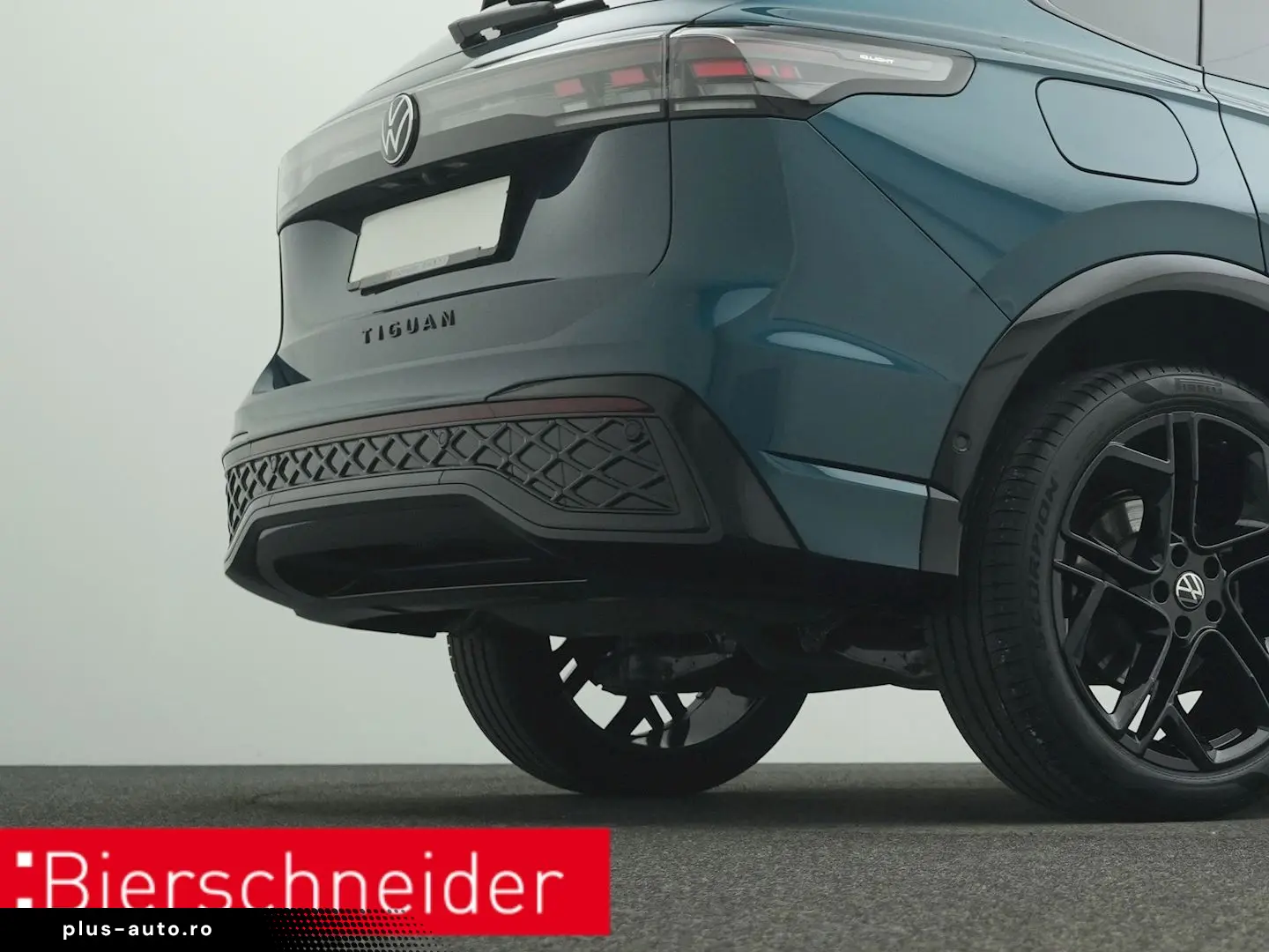 VW Tiguan 1.5 eTSI DSG R-Line BLACK-STYLE AHK 360-K