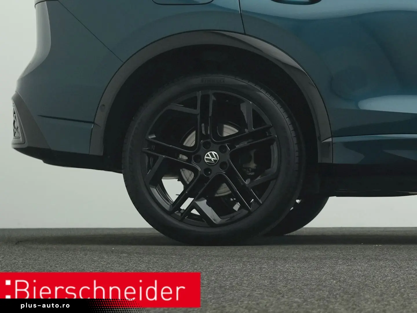 VW Tiguan 1.5 eTSI DSG R-Line BLACK-STYLE AHK 360-K