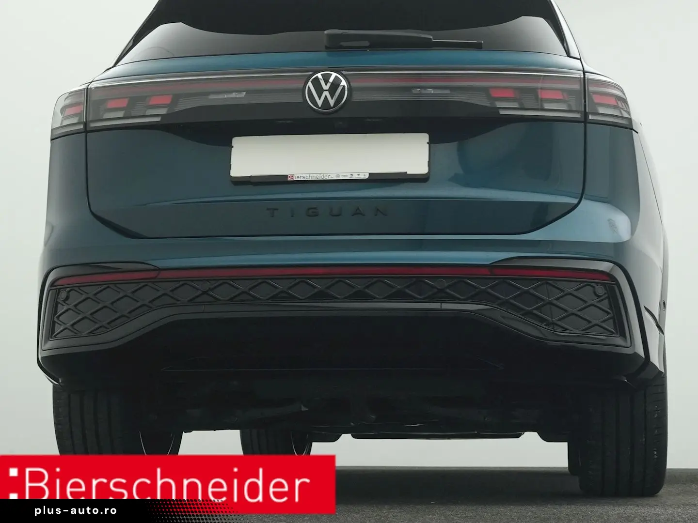 VW Tiguan 1.5 eTSI DSG R-Line BLACK-STYLE AHK 360-K