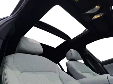 BMW X6 M50i Innovationsp.