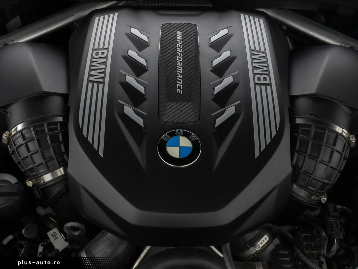 BMW X6 M50i Individual Panorama