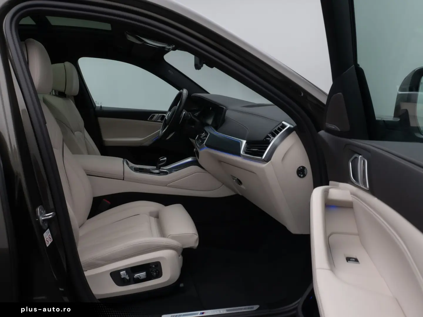 BMW X6 M50i Individual Panorama