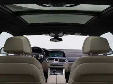 BMW X6 M50i Individual Panorama