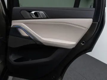 BMW X6 M50i Individual Panorama