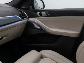 BMW X6 M50i Individual Panorama