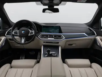 BMW X6 M50i Individual Panorama