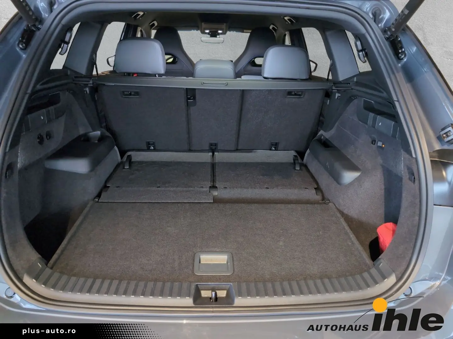 VW Tayron R-Line 2 0 TDI DSG HARMAN-KARDON HUD AHK