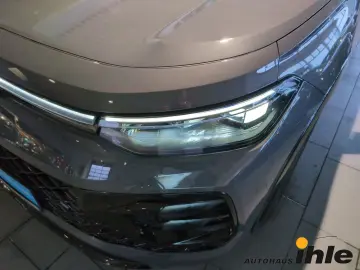 VW Tayron R-Line 2 0 TDI DSG HARMAN-KARDON HUD AHK