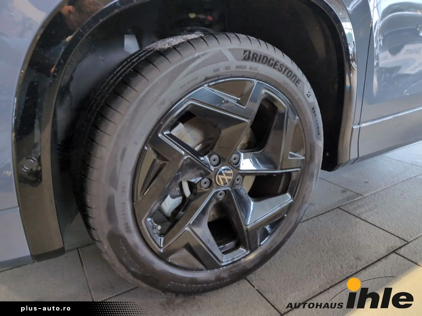 VW Tayron R-Line 2 0 TDI DSG HARMAN-KARDON HUD AHK