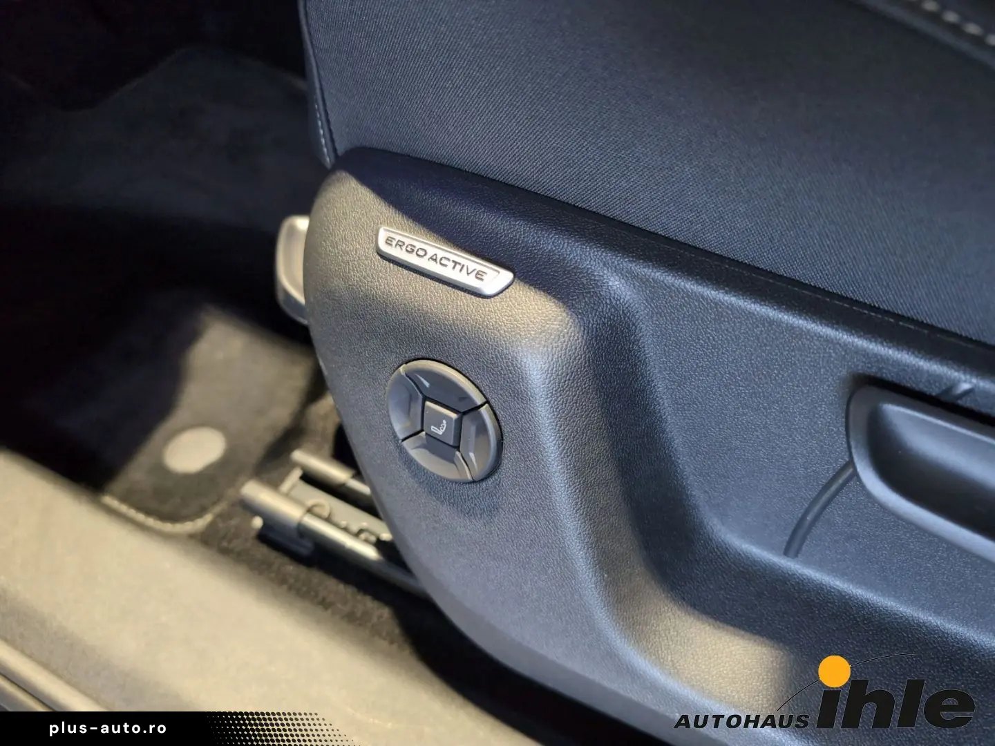 VW Tayron R-Line 2 0 TDI DSG HARMAN-KARDON HUD AHK