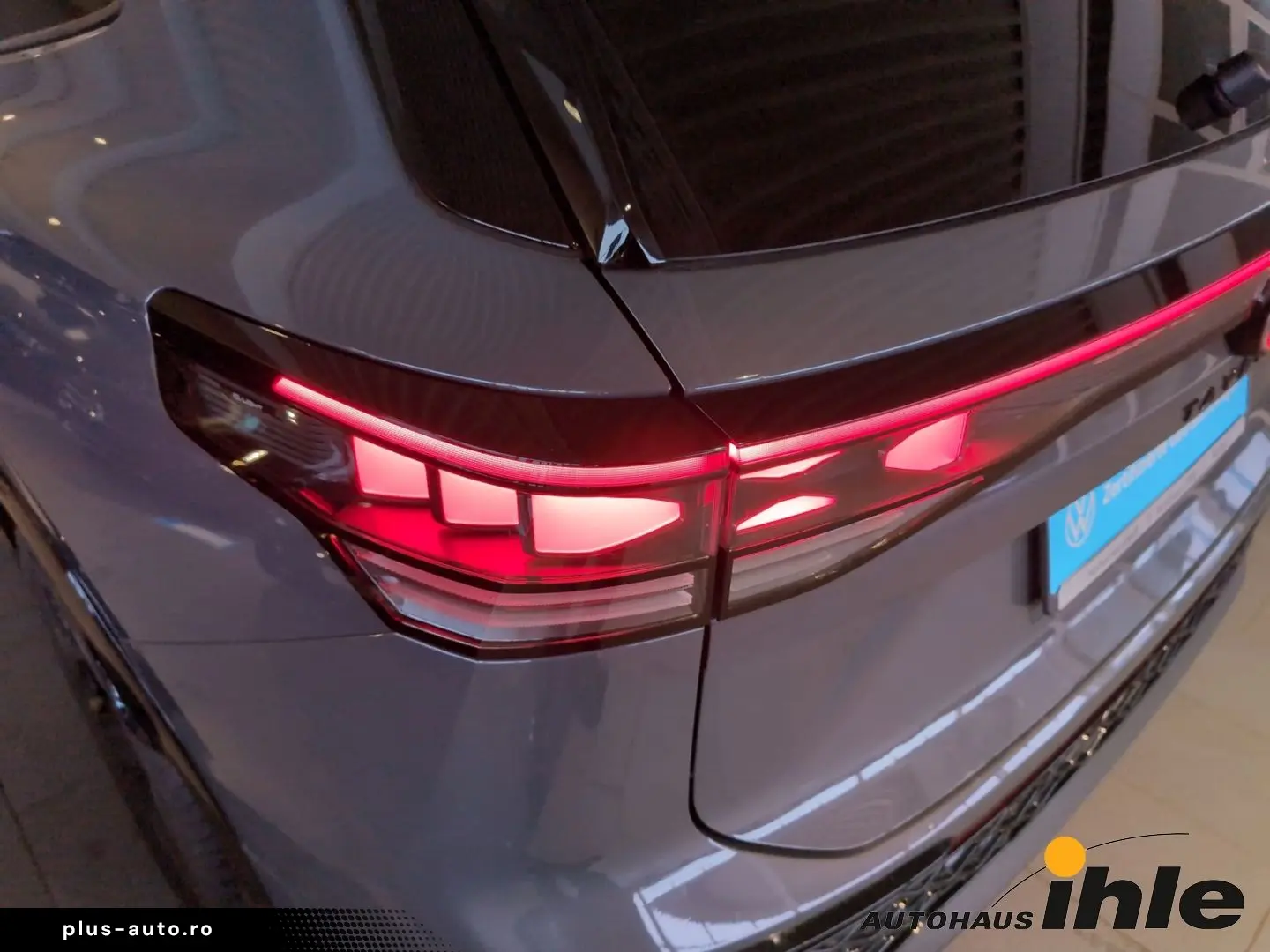 VW Tayron R-Line 2 0 TDI DSG HARMAN-KARDON HUD AHK