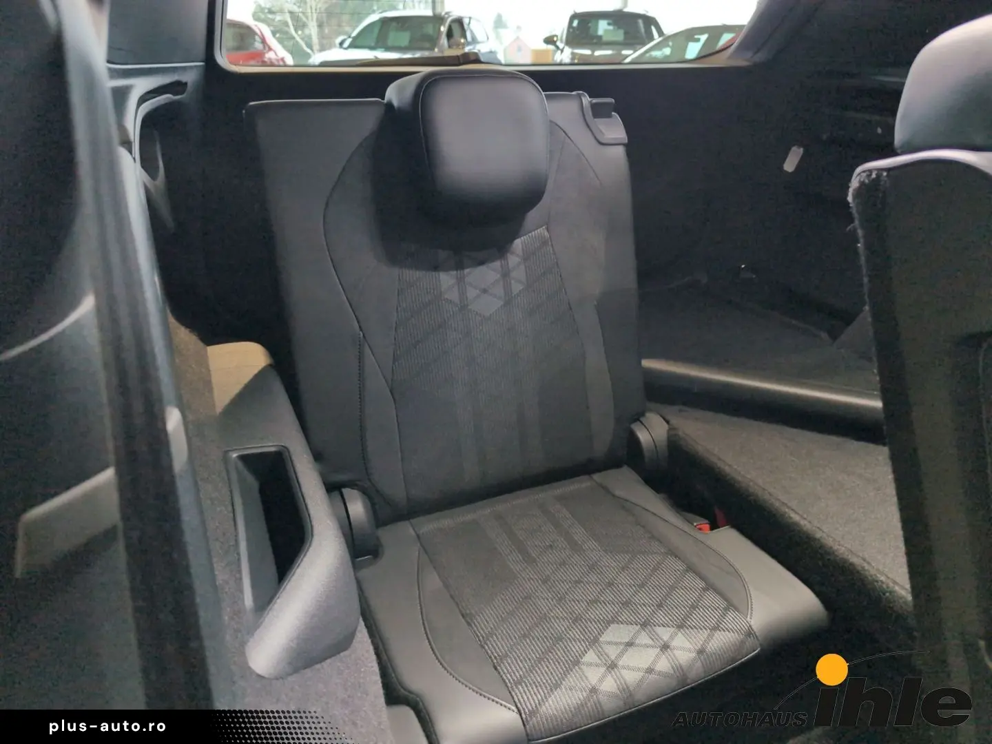 VW Tayron R-Line 2 0 TDI DSG HARMAN-KARDON HUD AHK